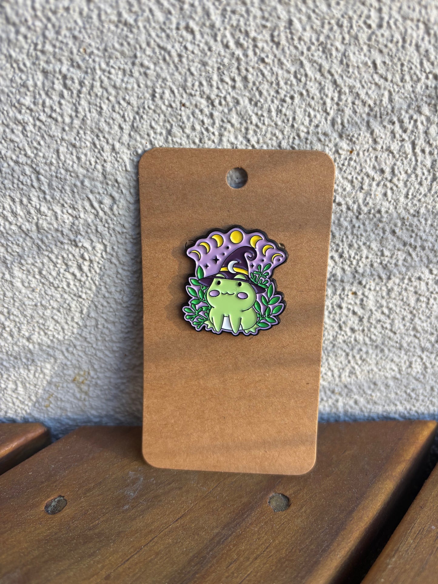 Enamel Pin Frogs