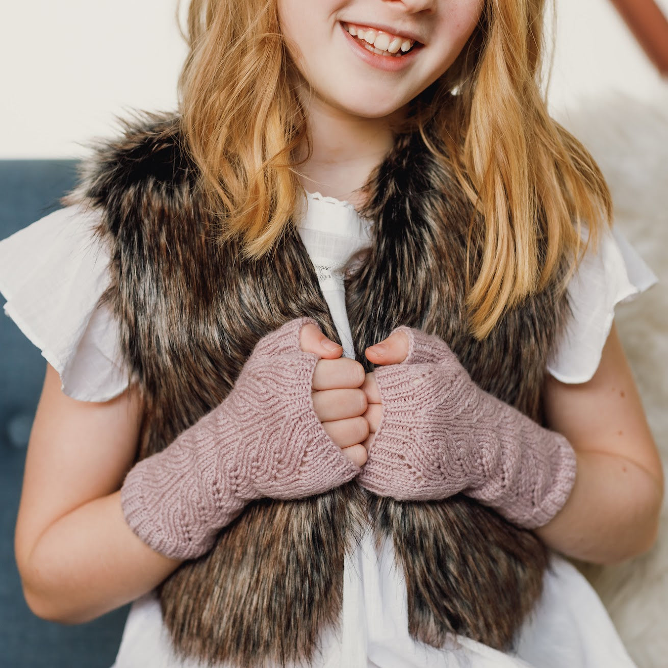 Mini Albizia Gloves