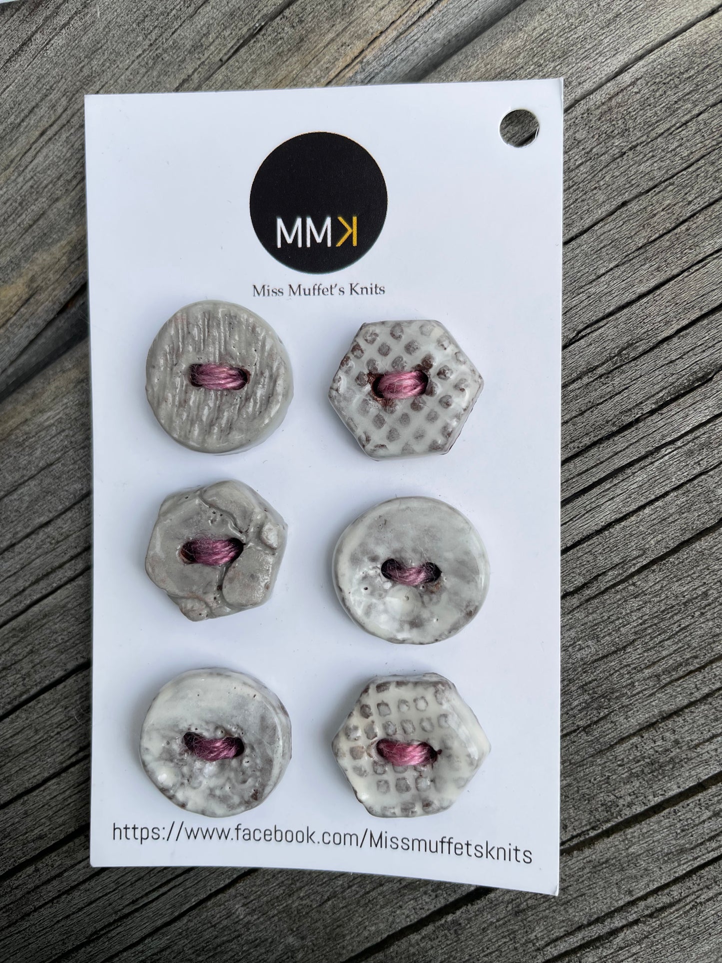 Miss Muffet's Knits - 1.5 cm buttons sheet of six